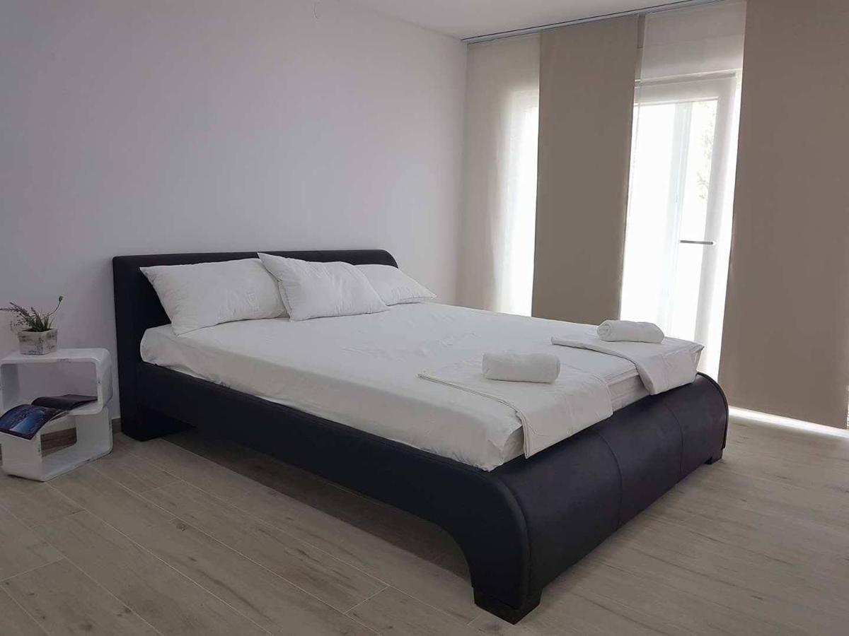 מטינה Rooms Lanterna מראה חיצוני תמונה